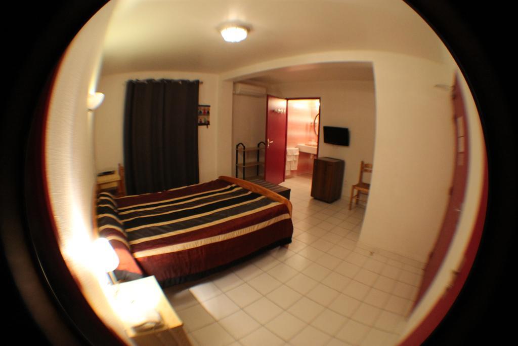 Hotel De La Pomme De Pin Vieux-Boucau-les-Bains Habitación foto